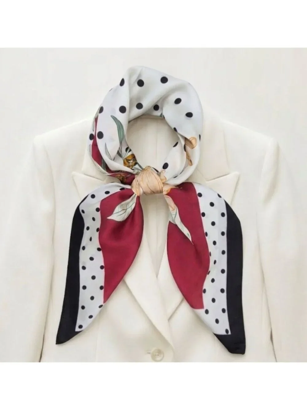 ⭐Luxurious Silky Floral Polka Dot Square Scarf White Black Vintage-Inspired New⭐ - Picture 2 of 5